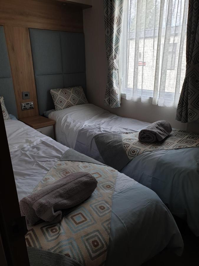 Luxury Tattersall Lakes Hot Tub Staycation 6 Berth Luxury Caravan Tattershall Exterior foto